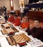 In Runde 6 auf Tisch 1 gegen den Topfavorit Hamburg.jpg