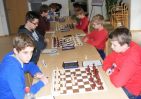 Schach 015 rechts FC Ergolding3, vorne Simon Pusl.jpg